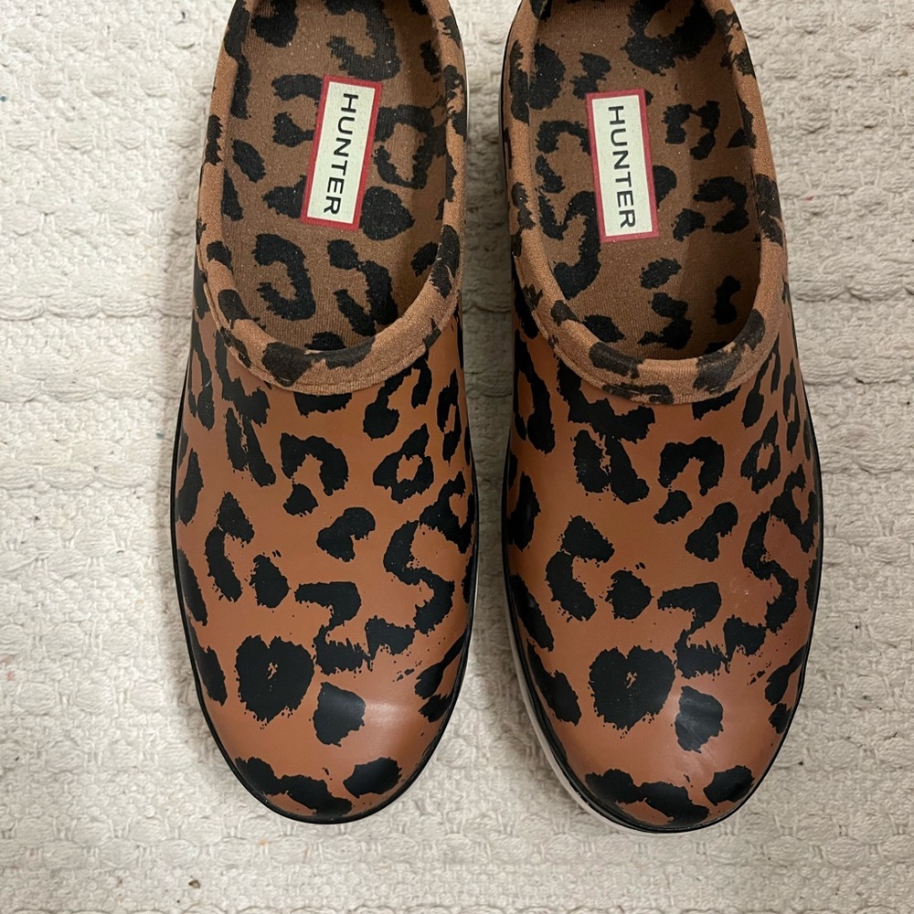 Shoes - Picture 2 of 5